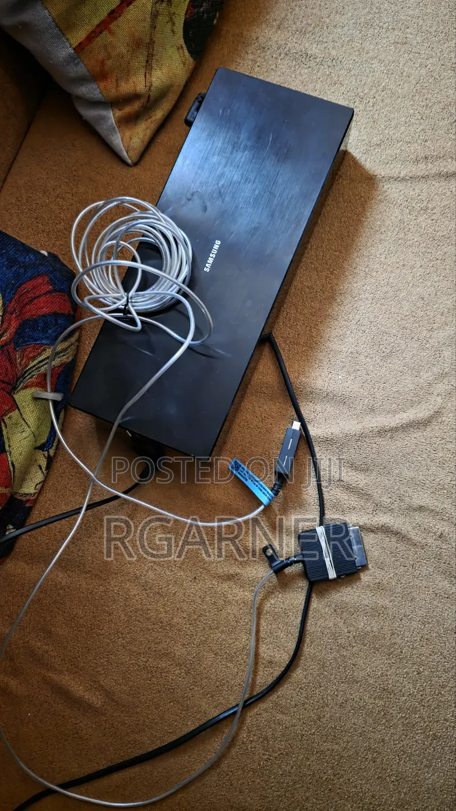 Samsung Q95T One Connect Box