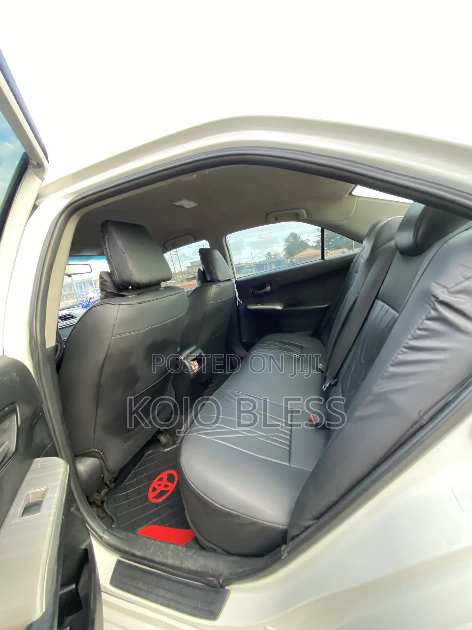 Toyota Camry L 4dr Sedan (2.5L 4cyl 6A) 2014 White