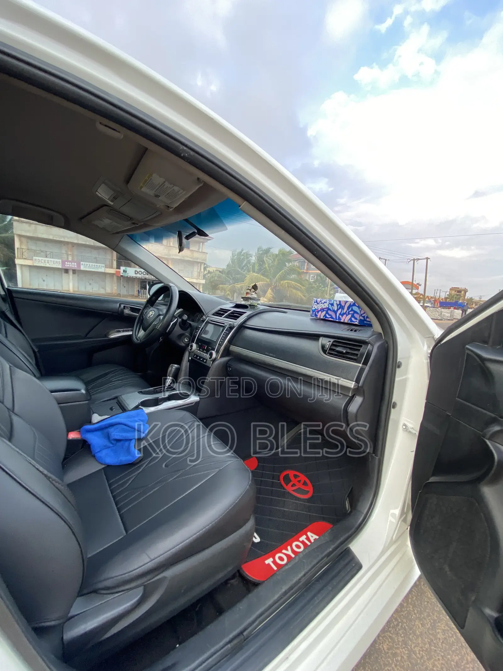 Toyota Camry L 4dr Sedan (2.5L 4cyl 6A) 2014 White