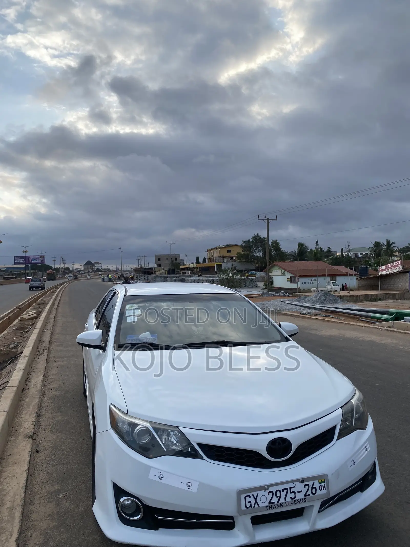 Toyota Camry L 4dr Sedan (2.5L 4cyl 6A) 2014 White