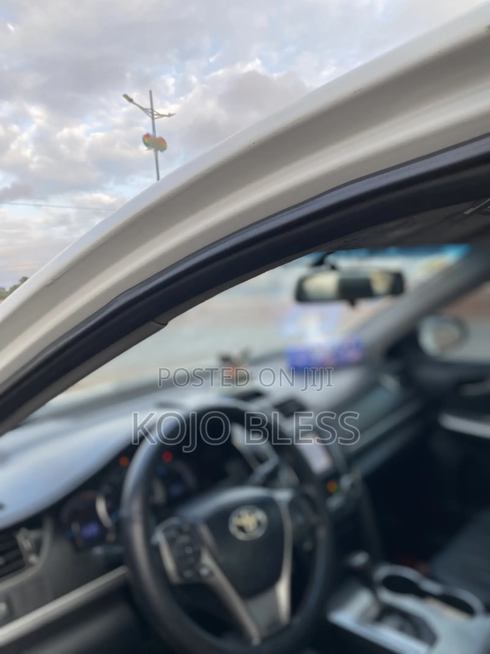 Toyota Camry L 4dr Sedan (2.5L 4cyl 6A) 2014 White