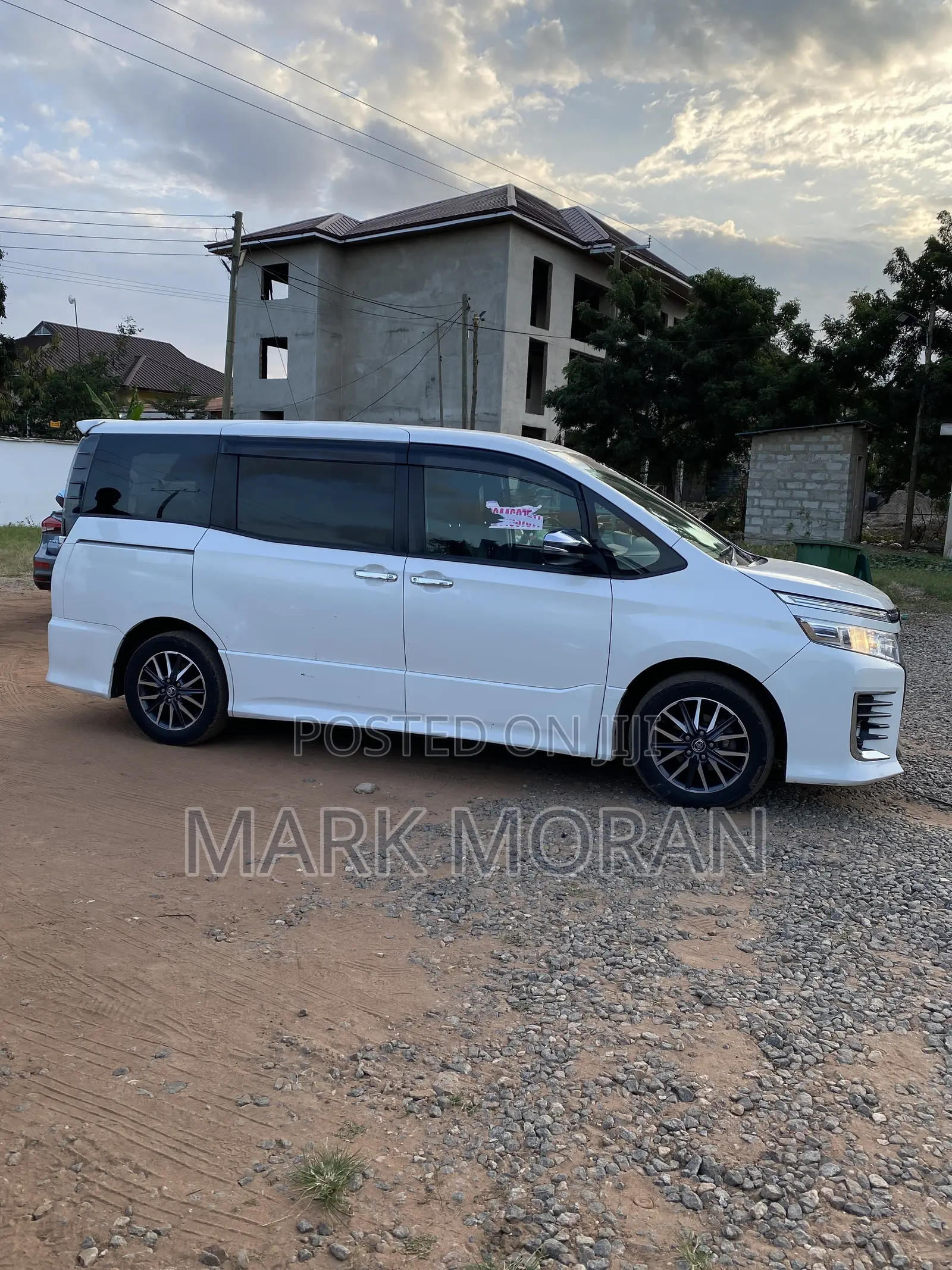 Toyota Voxy 2015 White
