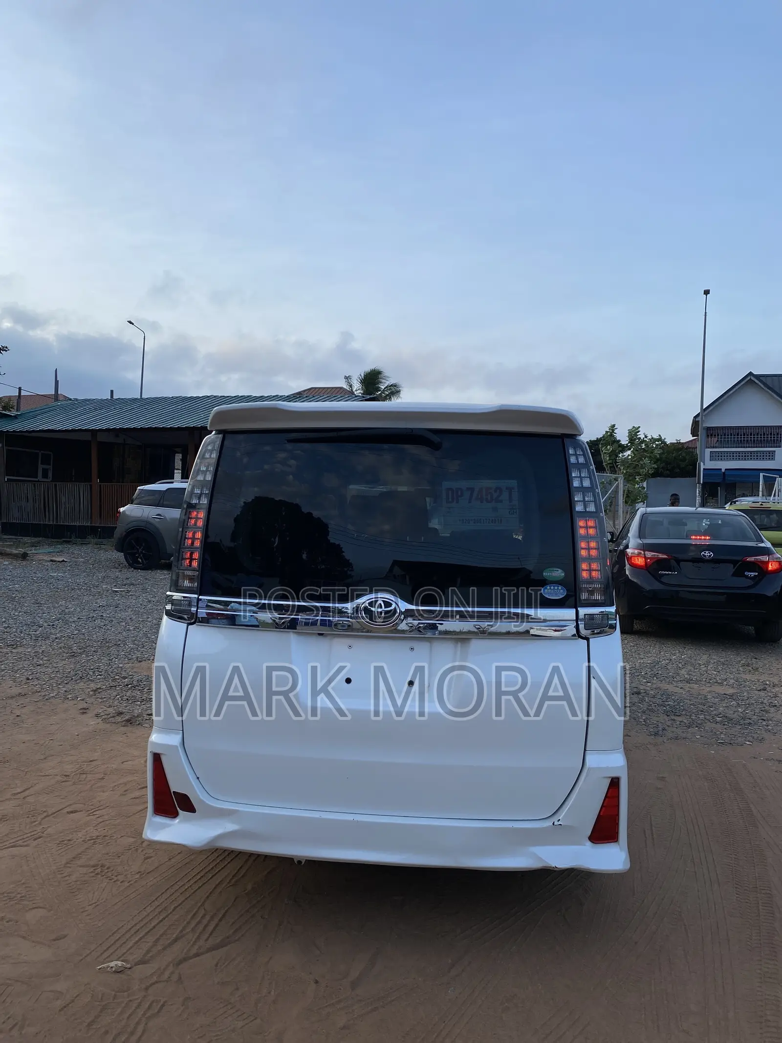 Toyota Voxy 2015 White