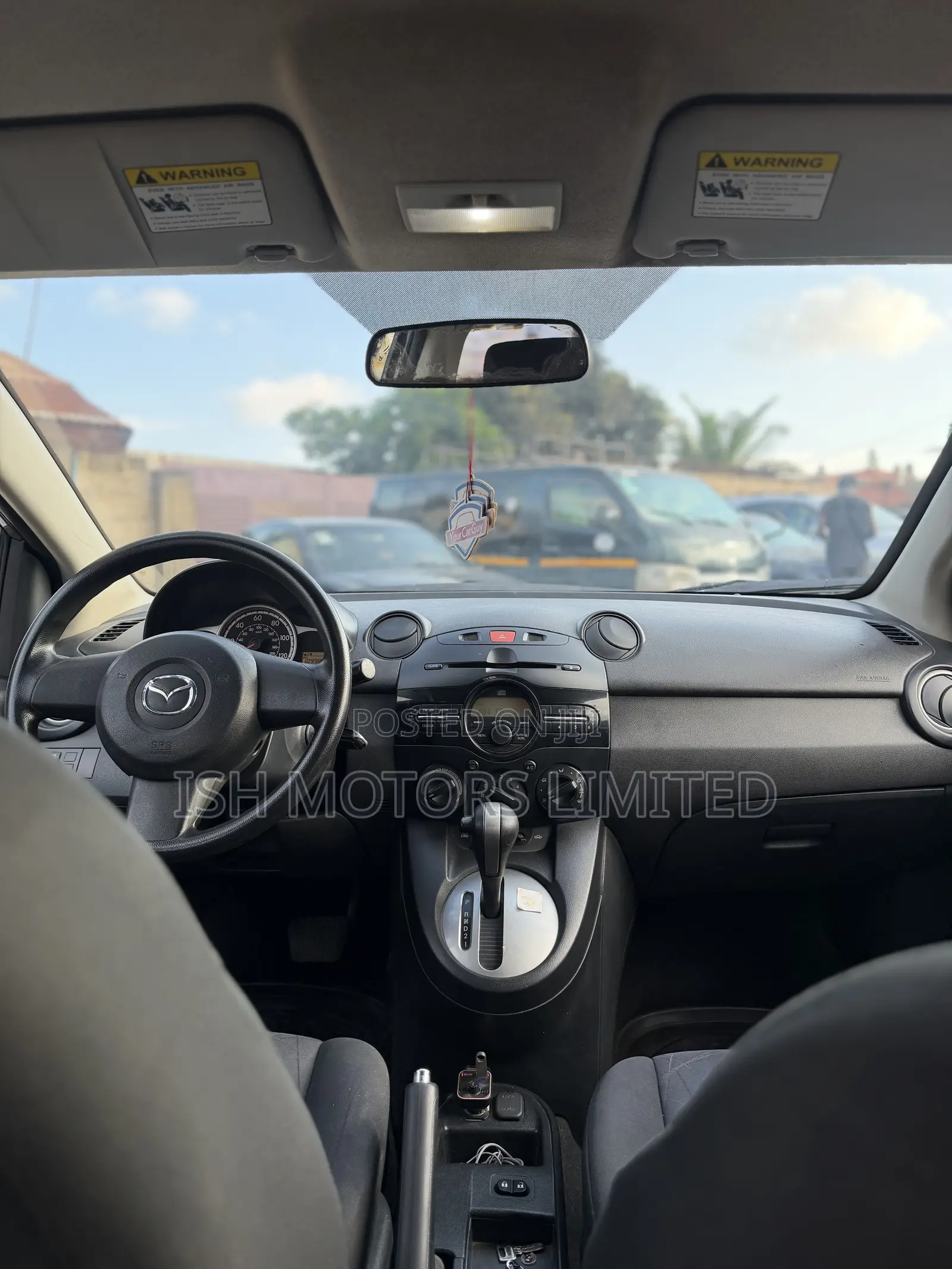 Mazda 2 1.5 Touring 2011 Gray