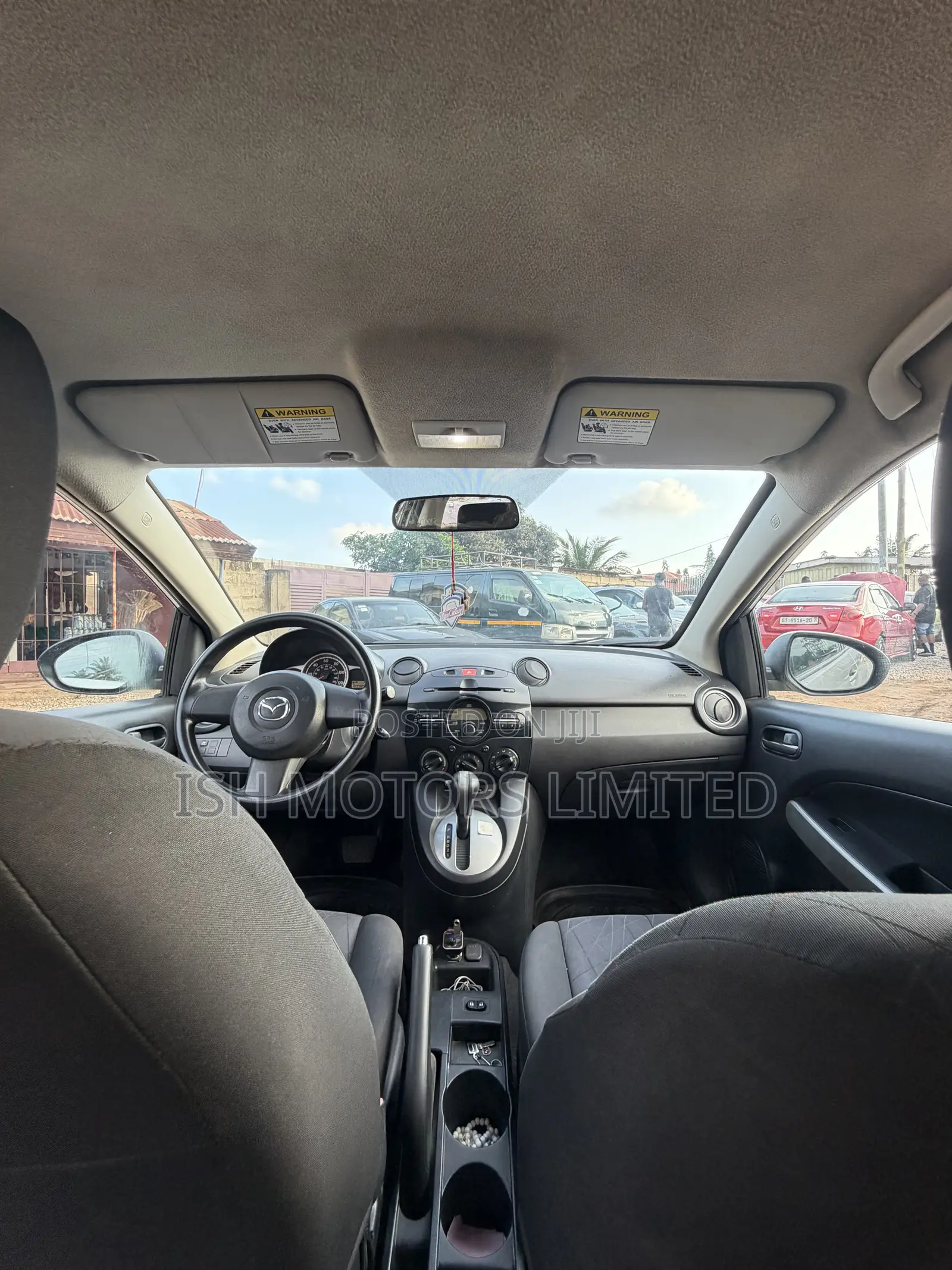 Mazda 2 1.5 Touring 2011 Gray