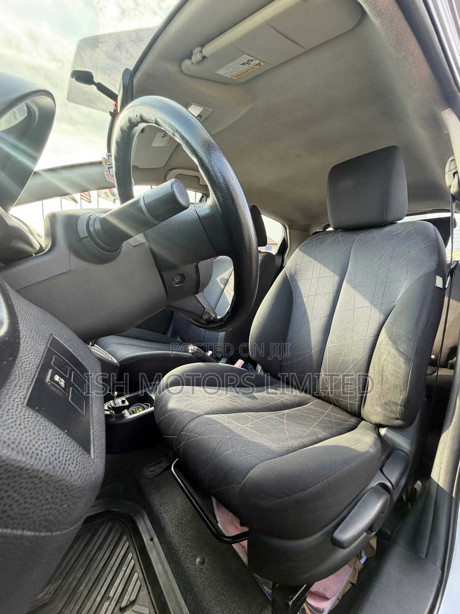 Mazda 2 1.5 Touring 2011 Gray