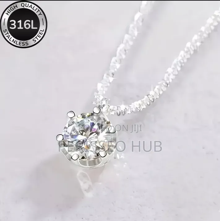 Sparkling Rhinestone Solitaire Pendant Necklace