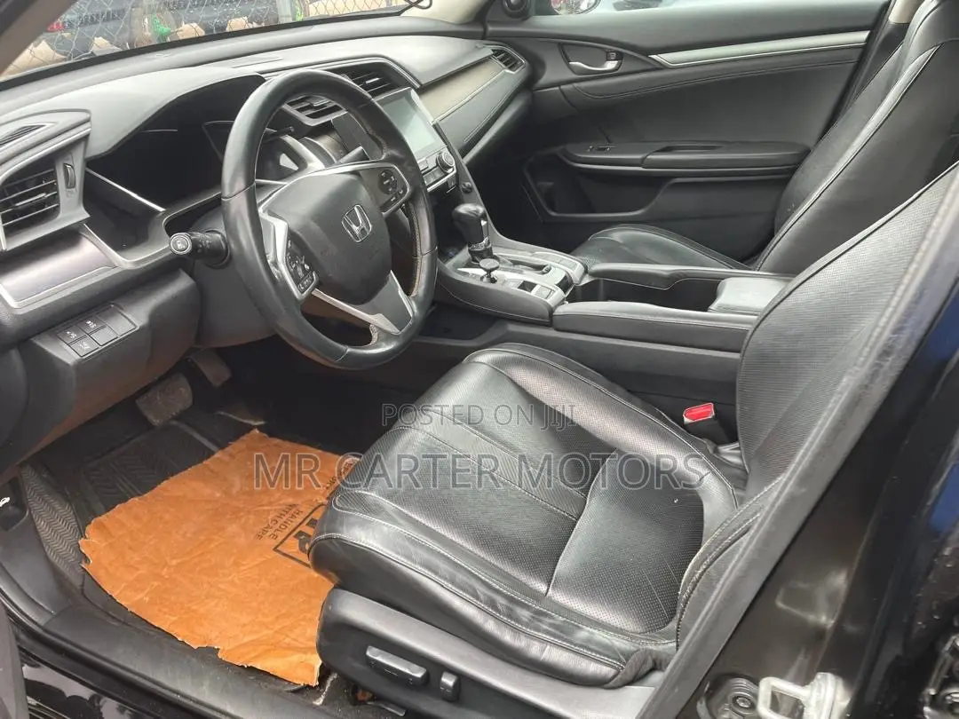 Honda Civic Touring 4dr Sedan (1.5L 4cyl) 2016 Black