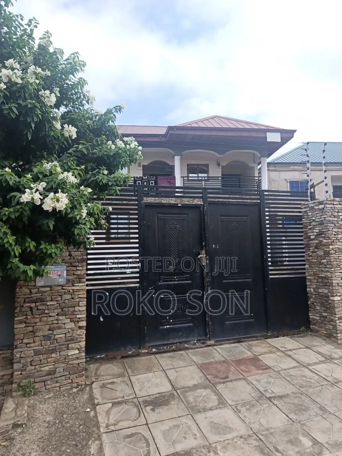 Mini Flat in Dr Roko, CP for rent