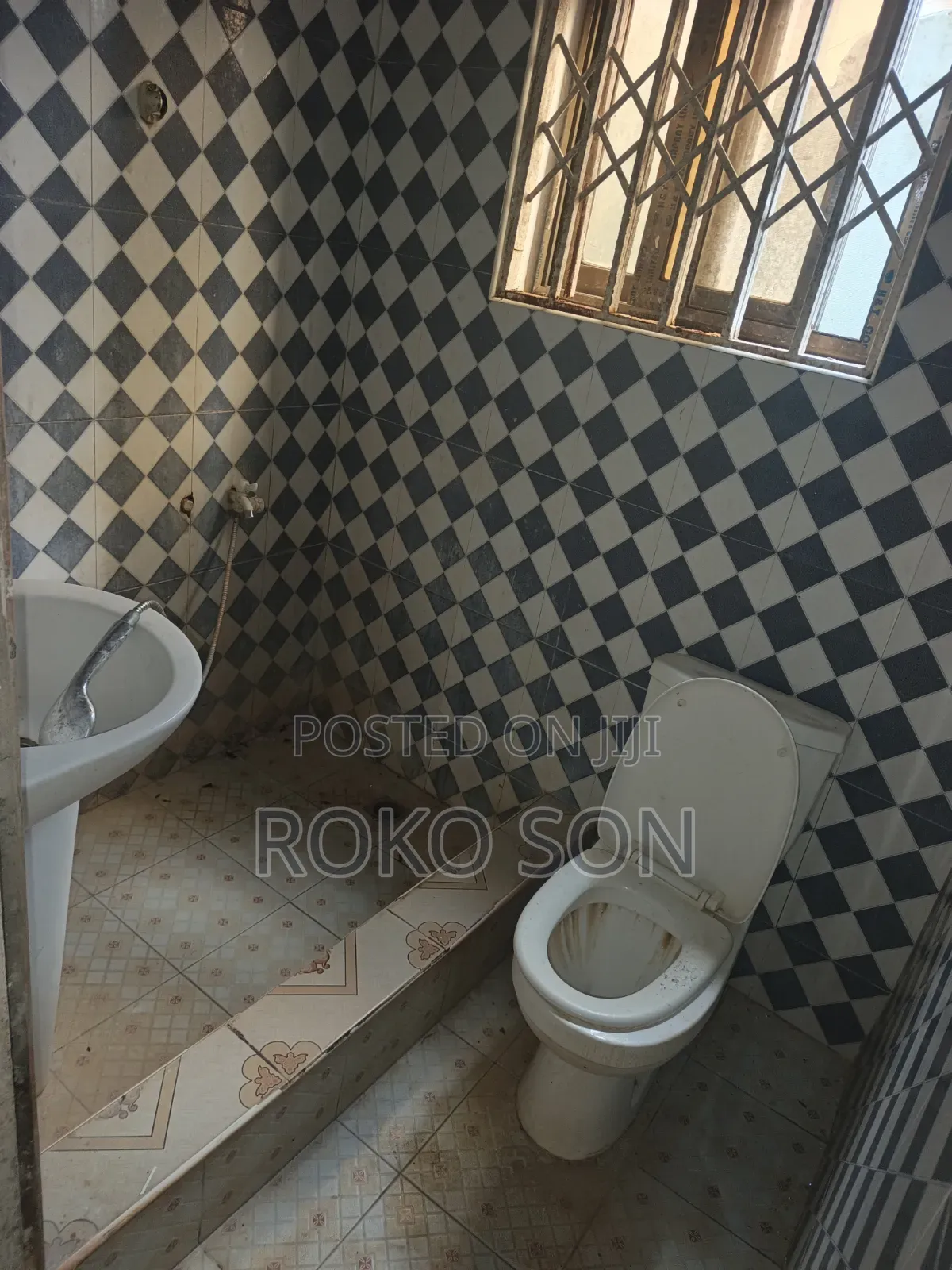 Mini Flat in Dr Roko, CP for rent