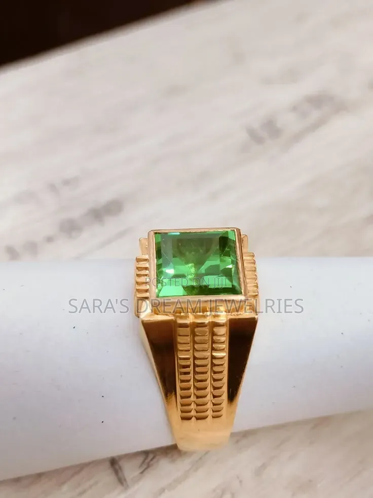 Solid Fashion Gold Ring