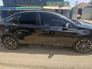 Toyota Corolla S 4dr Sedan (1.8L 4cyl CVT) 2016 Black