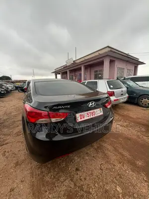 Hyundai Elantra 2013 Black