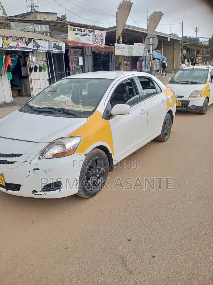 Toyota Yaris 2007 White