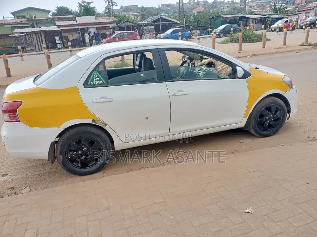 Toyota Yaris 2007 White