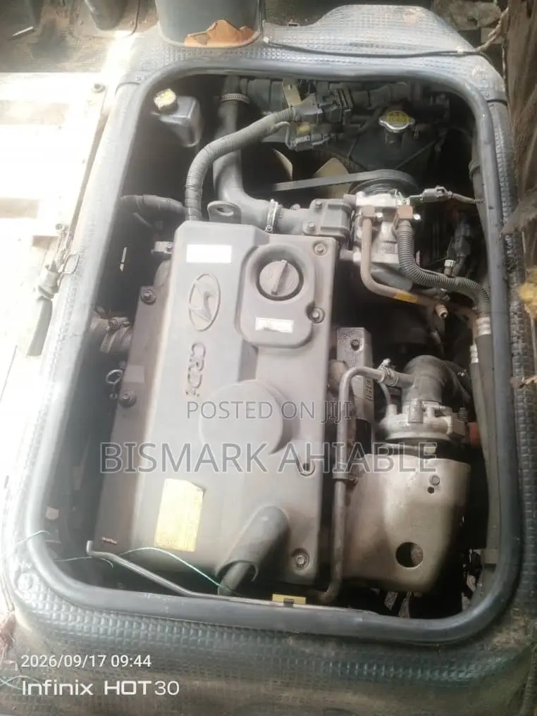 Hyundai County 2015 Yellow
