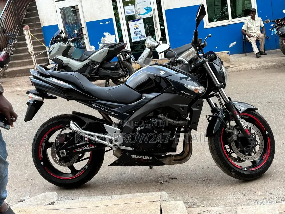 Suzuki GSX-R 2021 Black