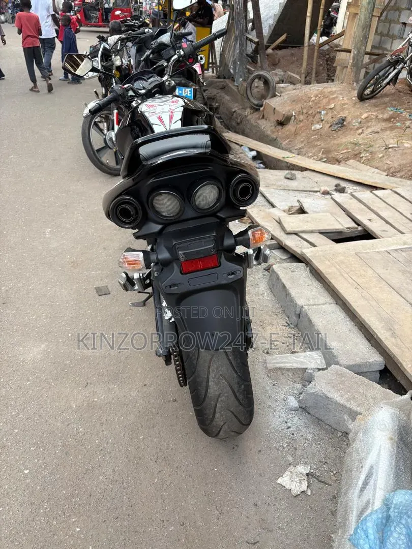 Suzuki GSX-R 2021 Black