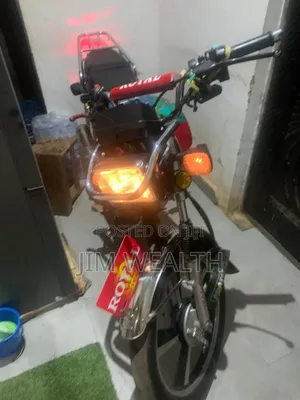 Royal RY125 2025 Red