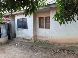 7bdrm House in Ejisu-Juaben Municipal for sale