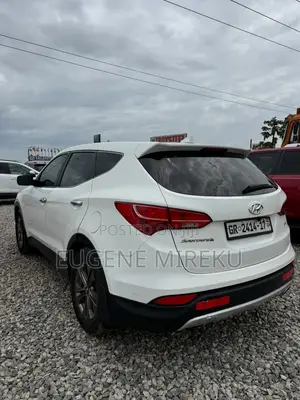 Hyundai Santa Fe 2014 White