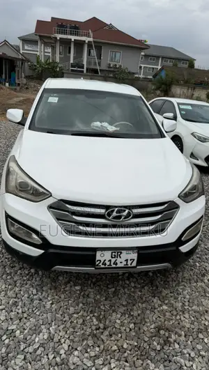 Hyundai Santa Fe 2014 White