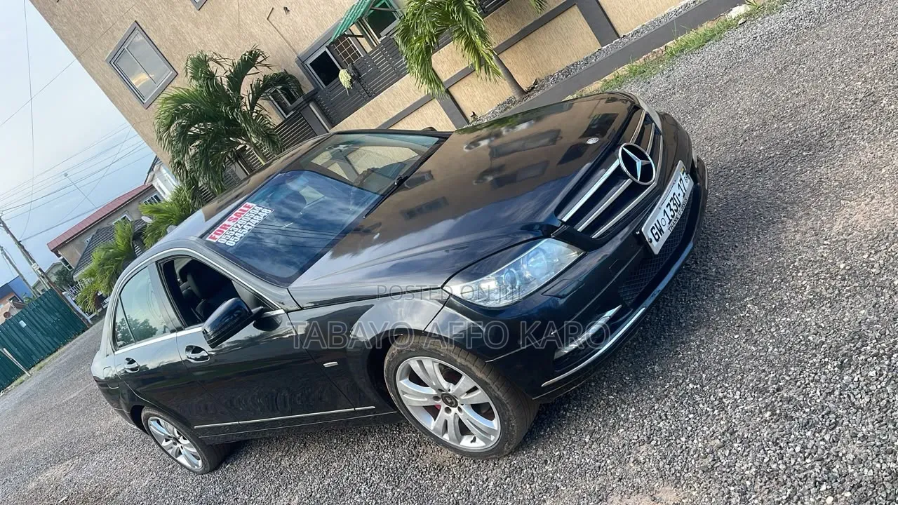 Mercedes-Benz C180 2009 Blue