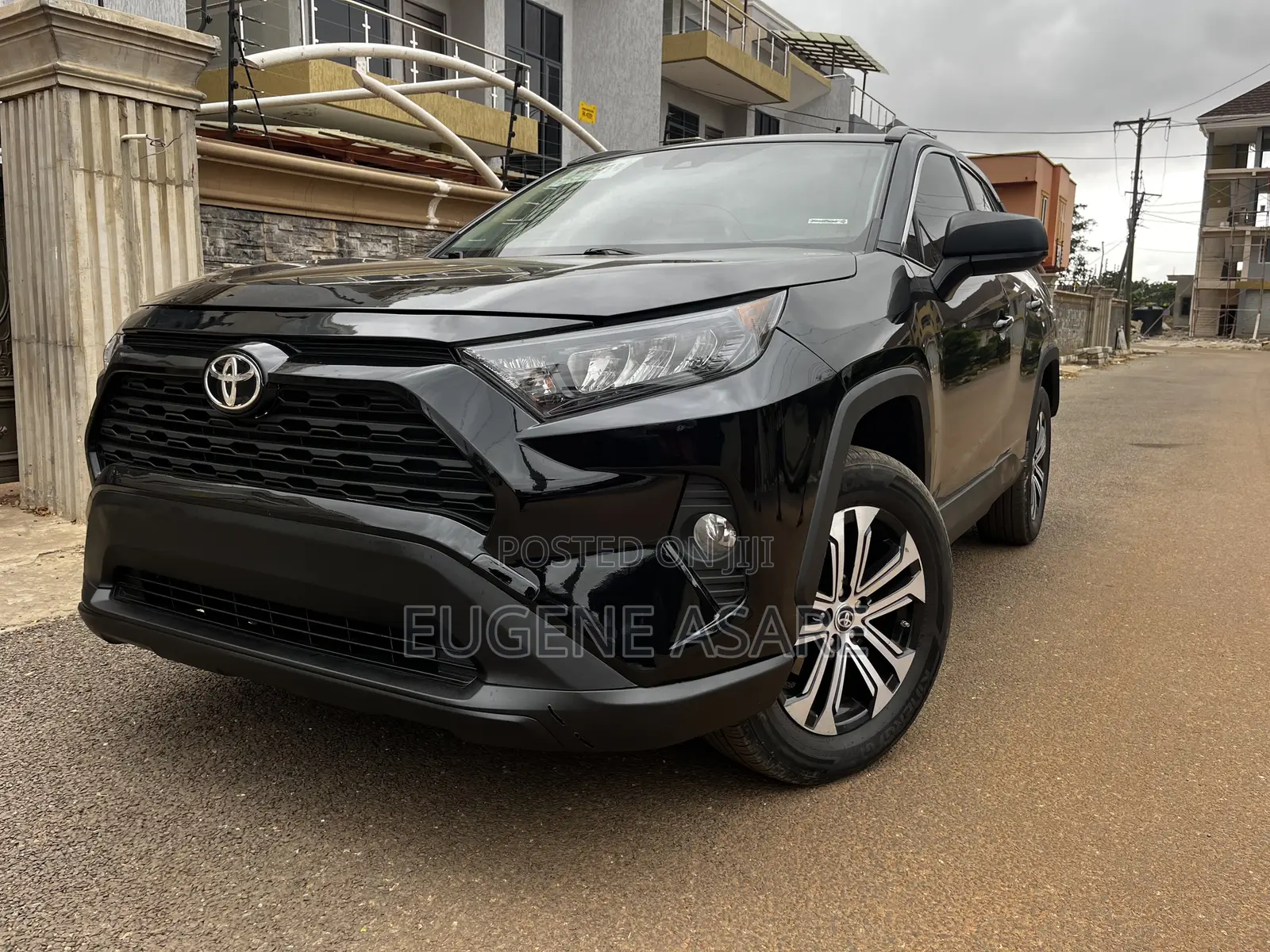 Toyota RAV4 LE 2021 Black