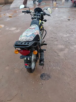 Bajaj Boxer 125 2026 Black