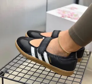 Adidas Samba Jane Sneakers