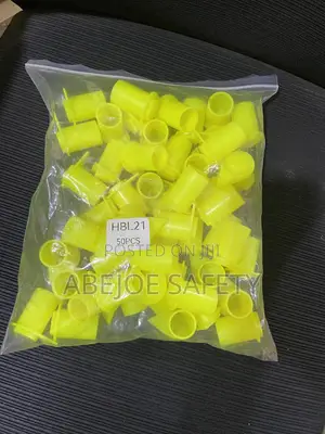 Wheel Nut Covers – Durable Plastic Lug Nut Caps for Trucks & Vehicles