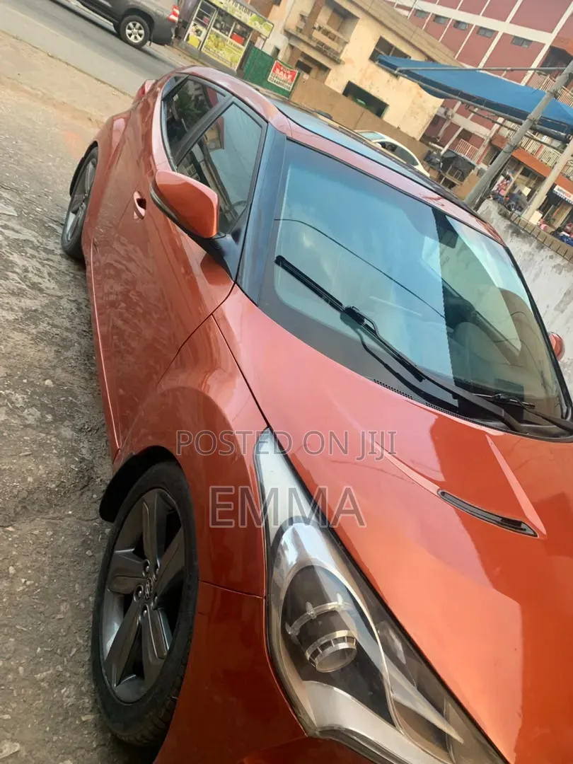 Hyundai Veloster 2015 Red