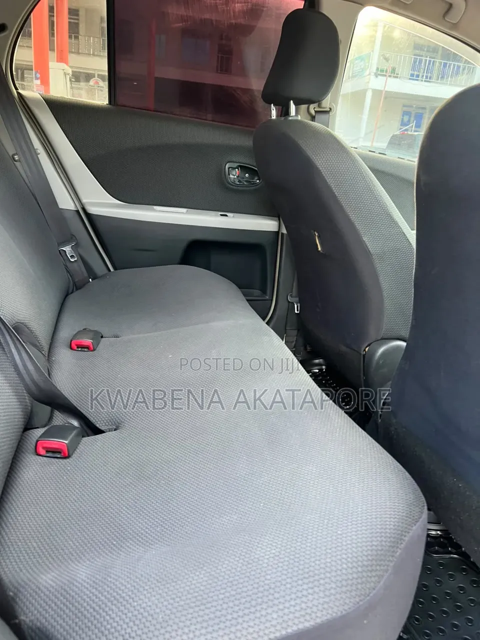 Toyota Vitz 2010 Black