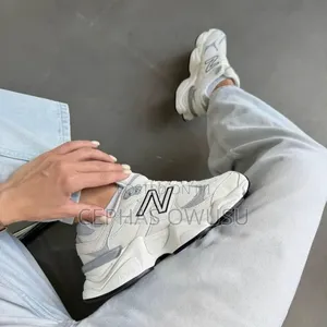 New Balance 9060