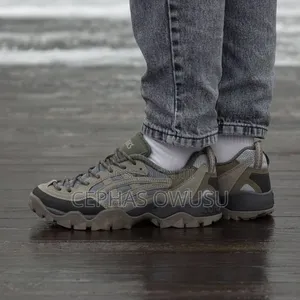 Asics Gel-Pickas Sneakers