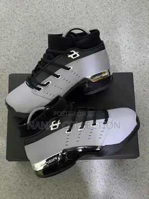 Air Jordan 17 Low “Black/Ash Patent” Sneakers