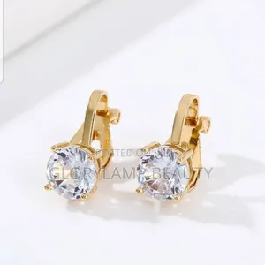 Classic Solitaire Cubic Zirconia Clip-on Earrings – Non-Pierced Studs