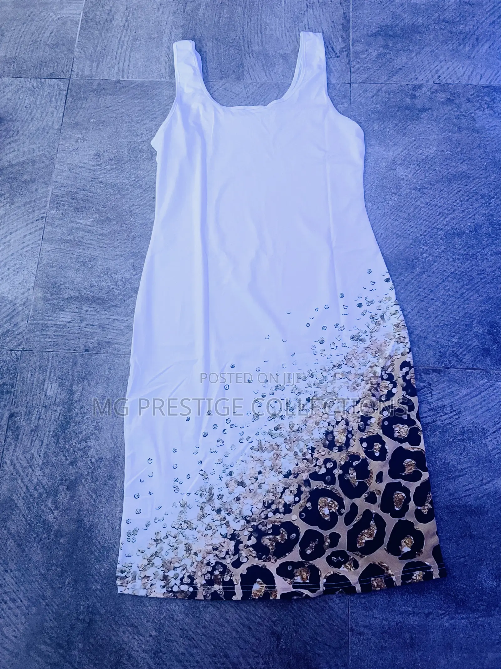Women's Scoop Neck Sleeveless Bodycon Midi Dress