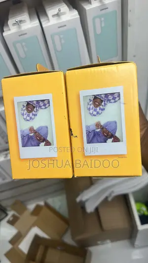 Fujifilm Instax Mini 12 Instant Camera