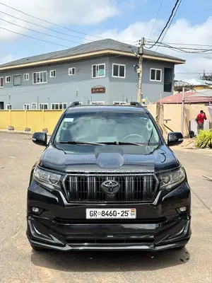 Toyota Land Cruiser Prado 2014 Black
