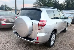 Toyota RAV4 2008 Silver
