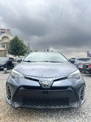 Toyota Corolla XSE 4dr Sedan (1.8L 4cyl CVT) 2017 Gray