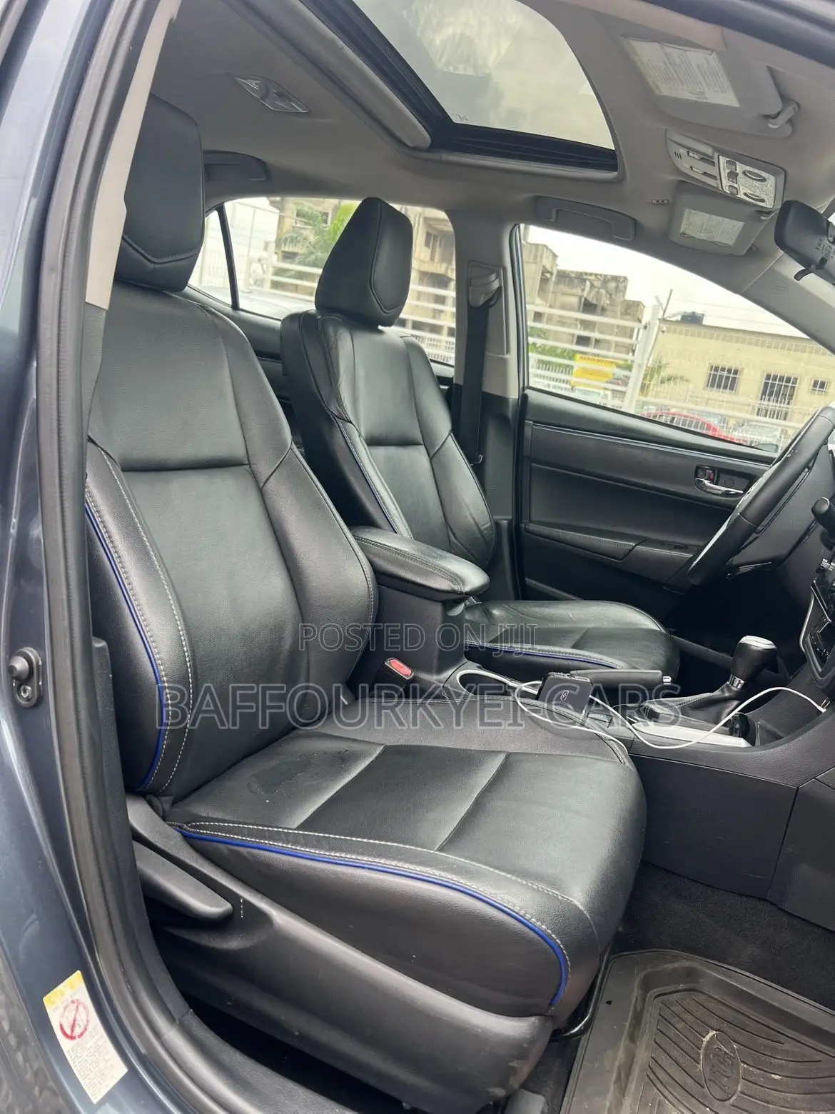 Toyota Corolla XSE 4dr Sedan (1.8L 4cyl CVT) 2017 Gray