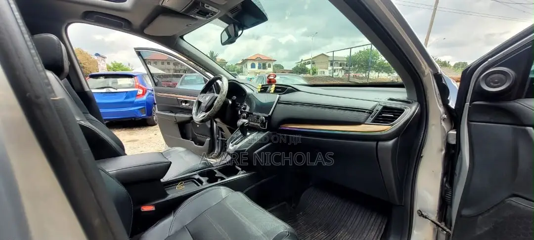 Honda CR-V 2018 Silver
