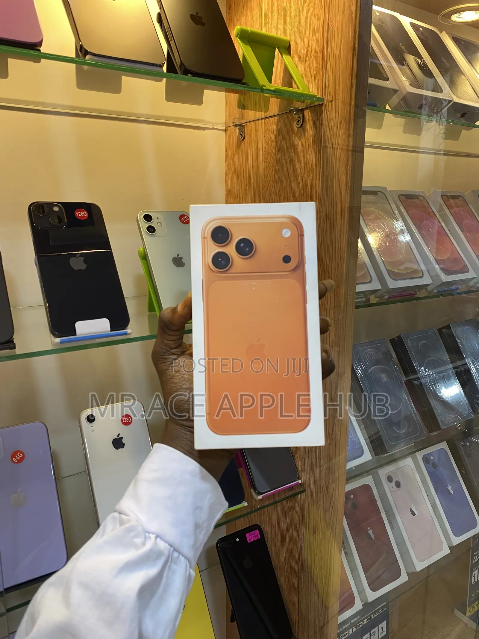 New Apple iPhone 17 Pro Max 256 GB Orange