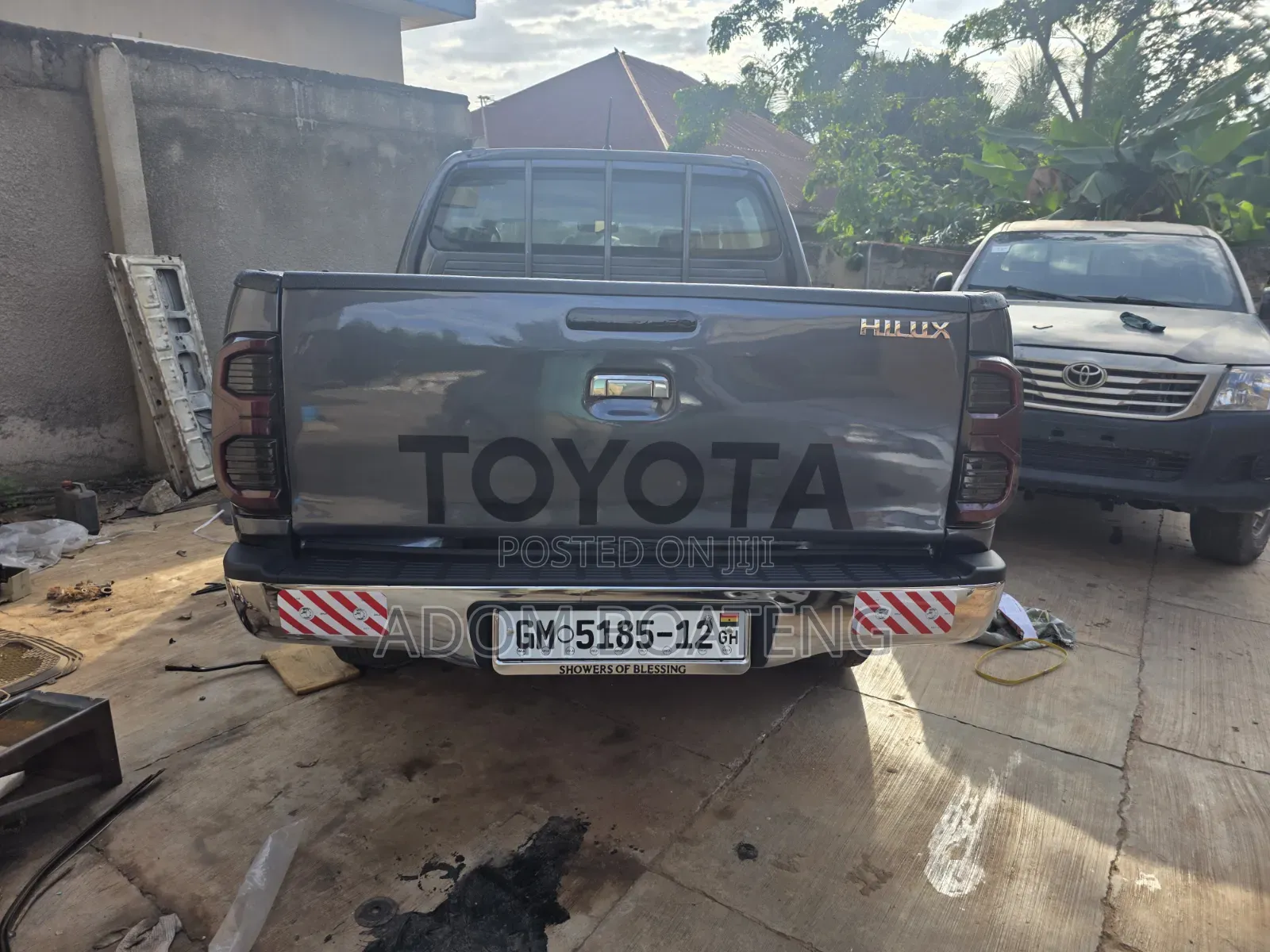 Toyota Hilux 2012 White