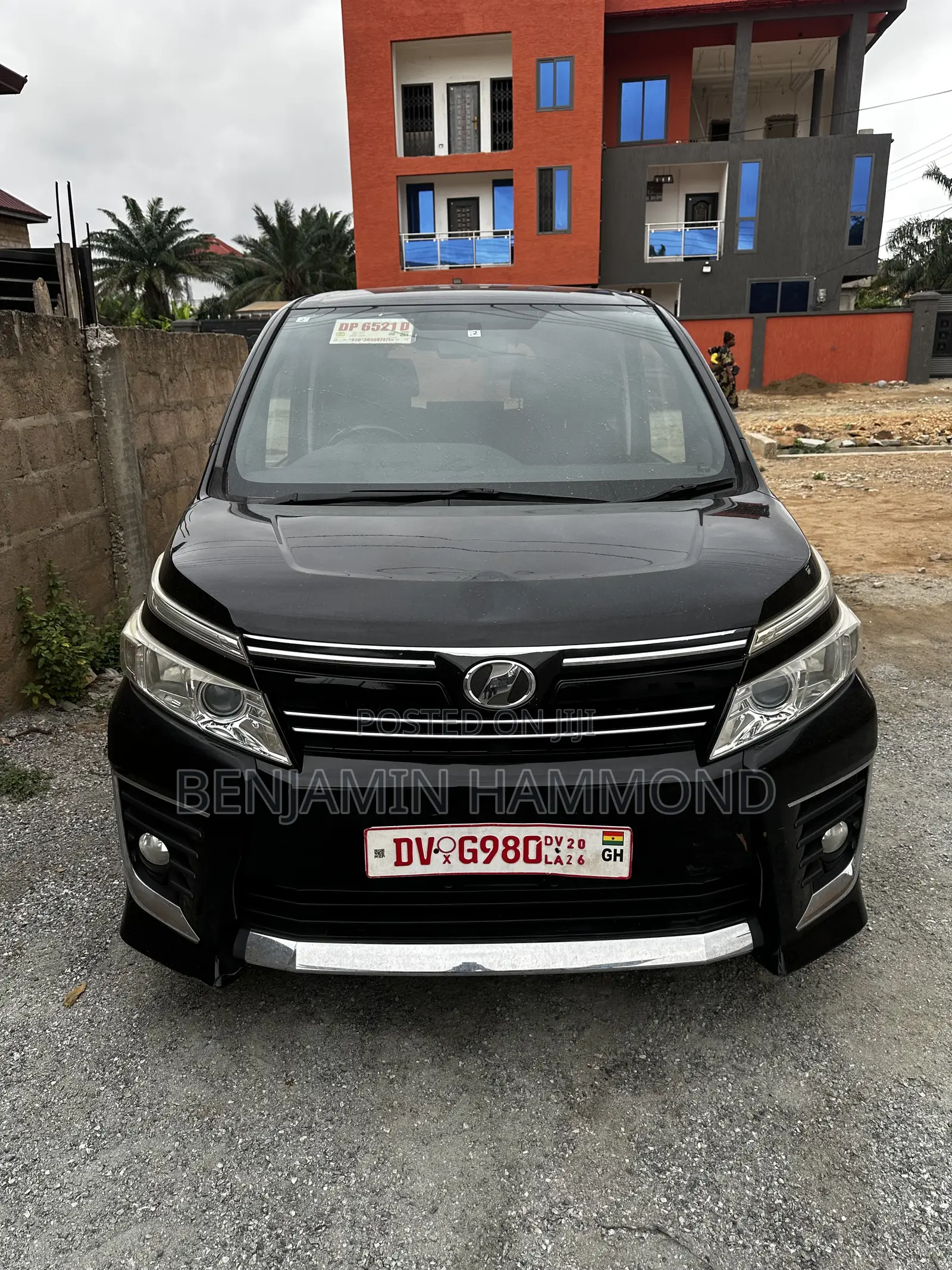 Toyota Voxy 2014 Black
