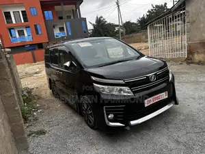 Toyota Voxy 2014 Black