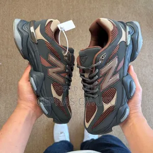 New Balance 9060 Sneakers