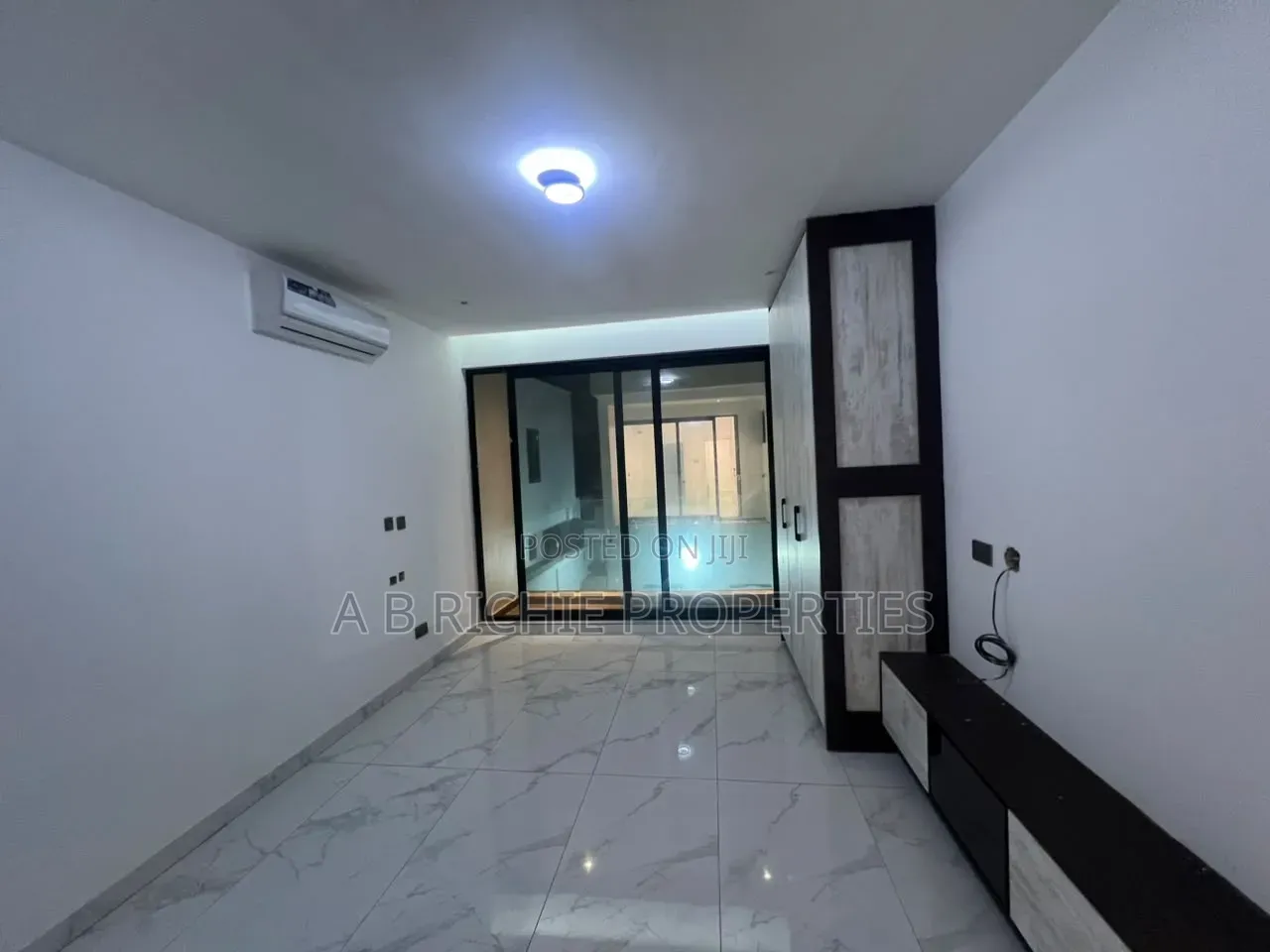 5bdrm Townhouse/Terrace in Ab Richie Properties, Police Station